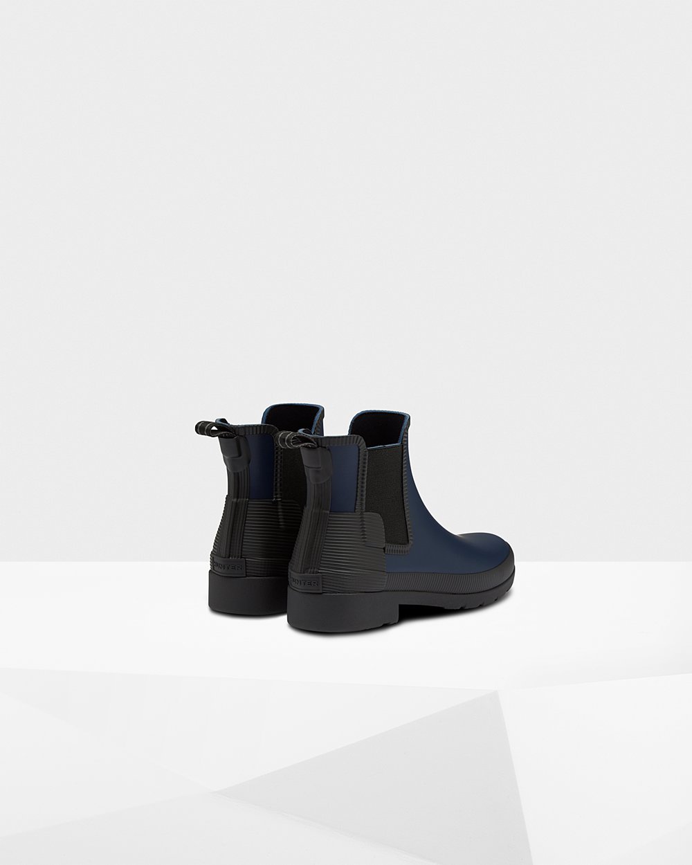 Botas Chelsea Hunter Mujer Refined Texture Block Slim Fit - Azul Marino/Negras - Argentina 2139GKBRV